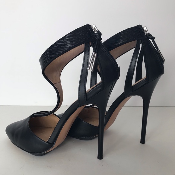 L.A.M.B. Serena Point Toe T-Strap Pumps - Picture 5 of 8